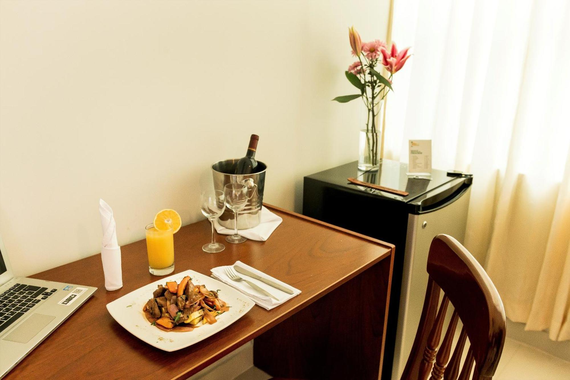 Cumbaza Hotel & Convenciones ตาราโปโต ภายนอก รูปภาพ