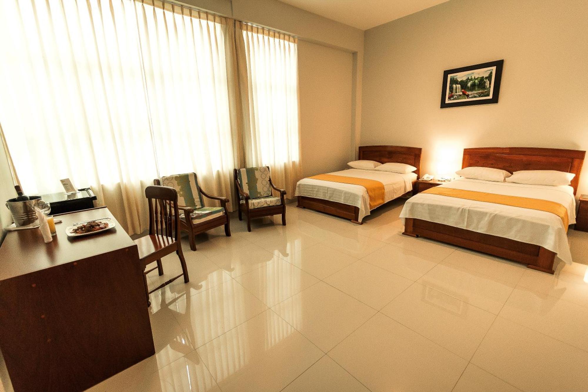 Cumbaza Hotel & Convenciones ตาราโปโต ภายนอก รูปภาพ