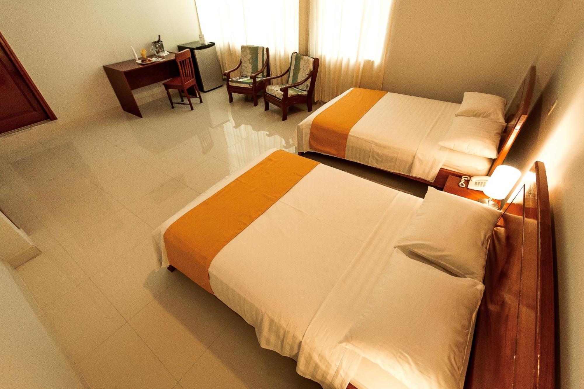 Cumbaza Hotel & Convenciones ตาราโปโต ภายนอก รูปภาพ